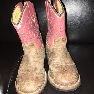 Cowgirl/cowboy boots